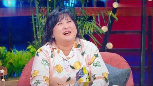 贾玲秋裤爆料视频播放,揭秘明星私生活趣事 第1张 贾玲秋裤爆料视频播放,揭秘明星私生活趣事 第1张